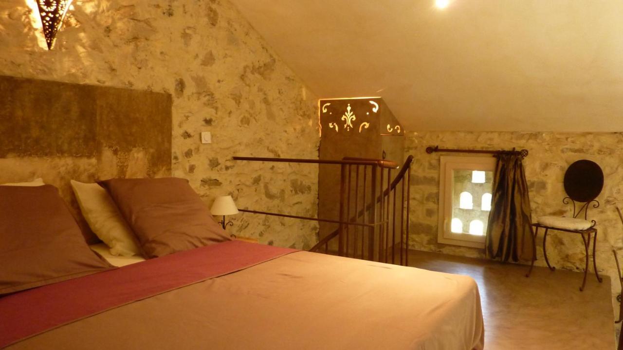 ボレーヌ Mas De Costebelle Bed & Breakfast エクステリア 写真